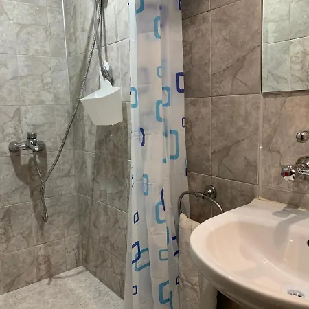 Guest Donovi Pensiune