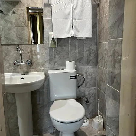 Guest Donovi * Warna