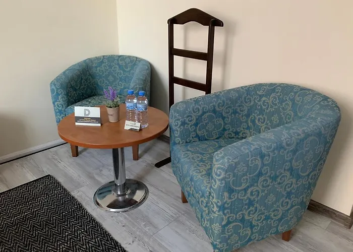 Guest Donovi بيت ضيافة *