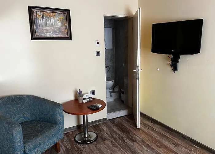 بيت ضيافة Guest Donovi فارنا